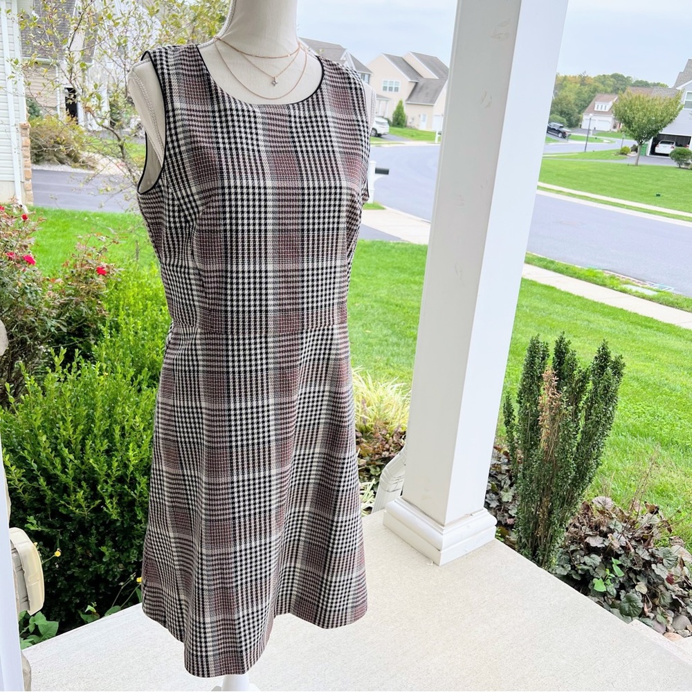 Ann Taylor Plaid Sleeveless Dress size 10